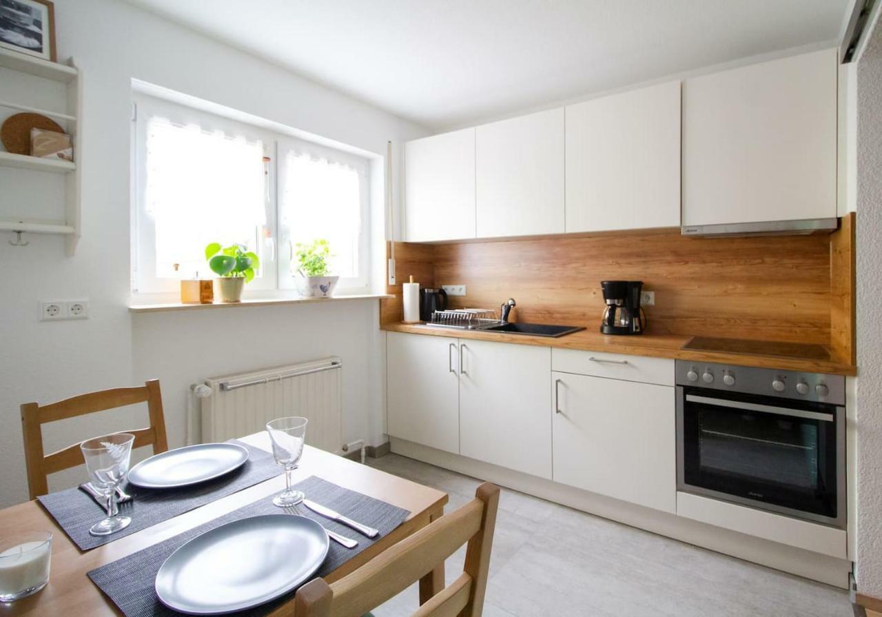 Schoene Und Helle Ferienwohnung In Pfaffenweiler 빌린겐슈베닝겐 외부 사진